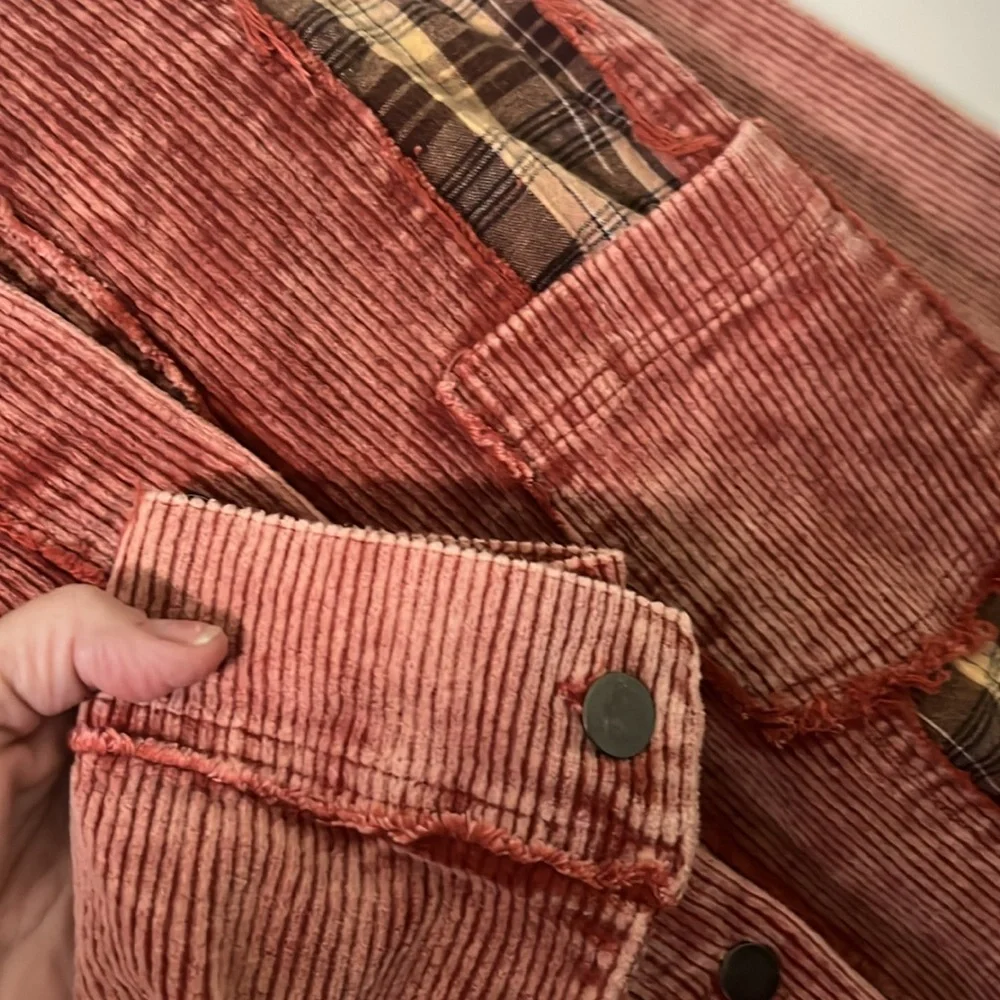 New With Tags! Pol corduroy shacket. Size medium - Picture 7 of 7